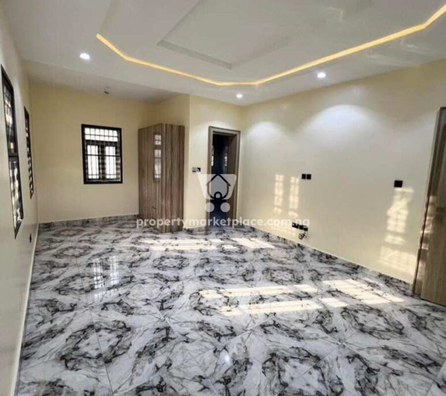 5 bedroom detached duplex & Bq with open rooftop