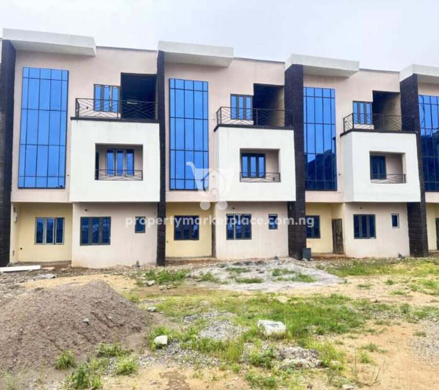 3 bedroom terrace duplex with Bq (semi-finished)