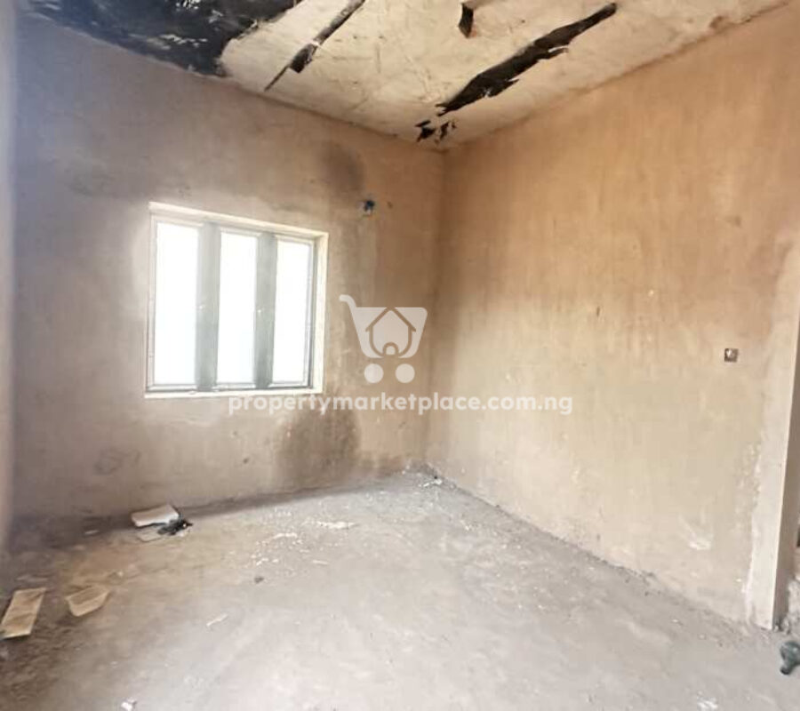 3 bedroom terrace duplex with Bq (semi-finished)
