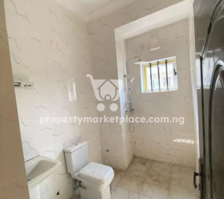 4 bedroom terrace duplex with Bq