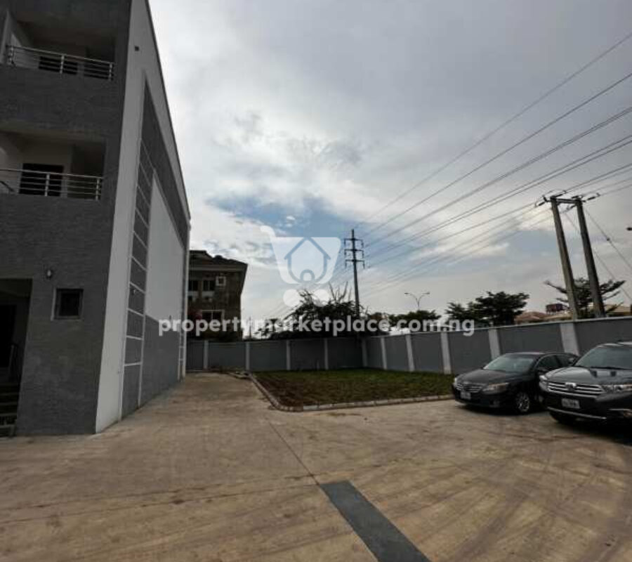 4 bedroom terrace duplex with a room Bq – shell level