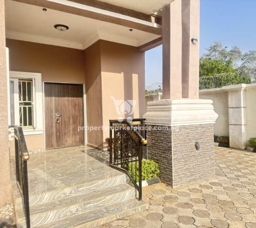4 units of 4 bedroom terrace duplex with swimming pool