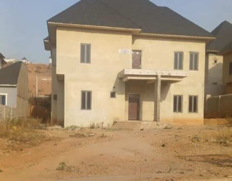 4 bedroom detached duplex with Bq (semi-finished)