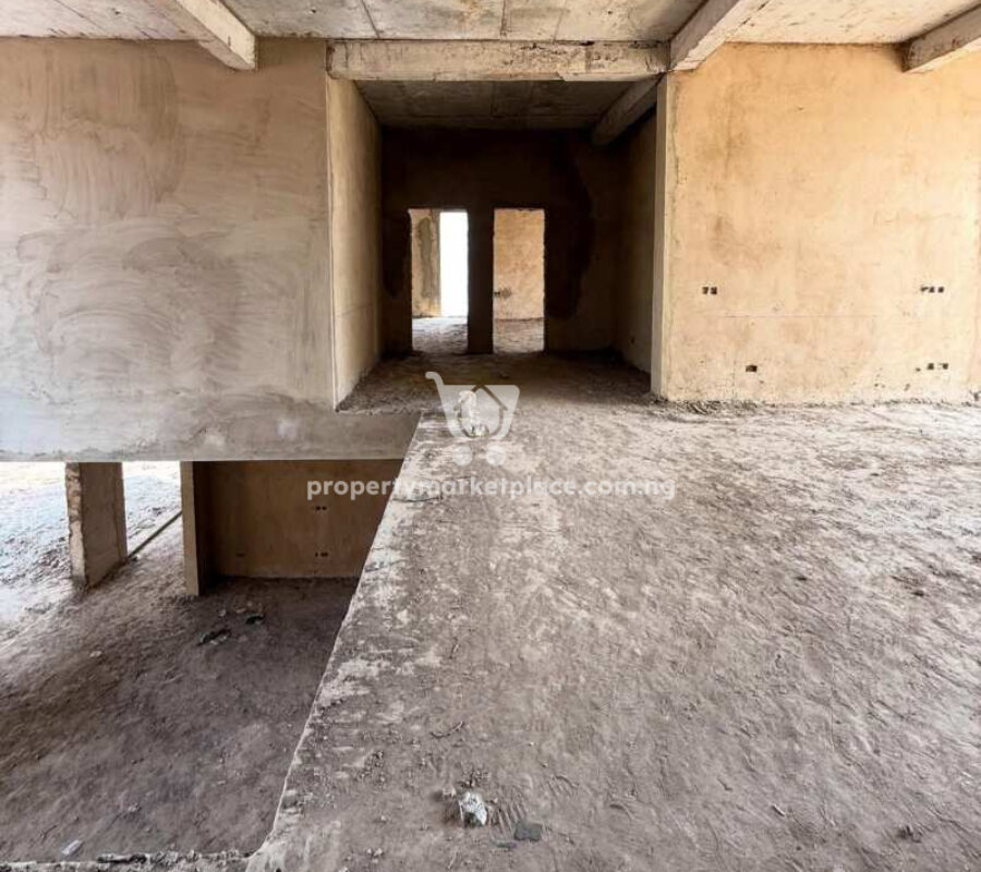 Massive 7 bedroom detached duplex with 2 rooms Bq