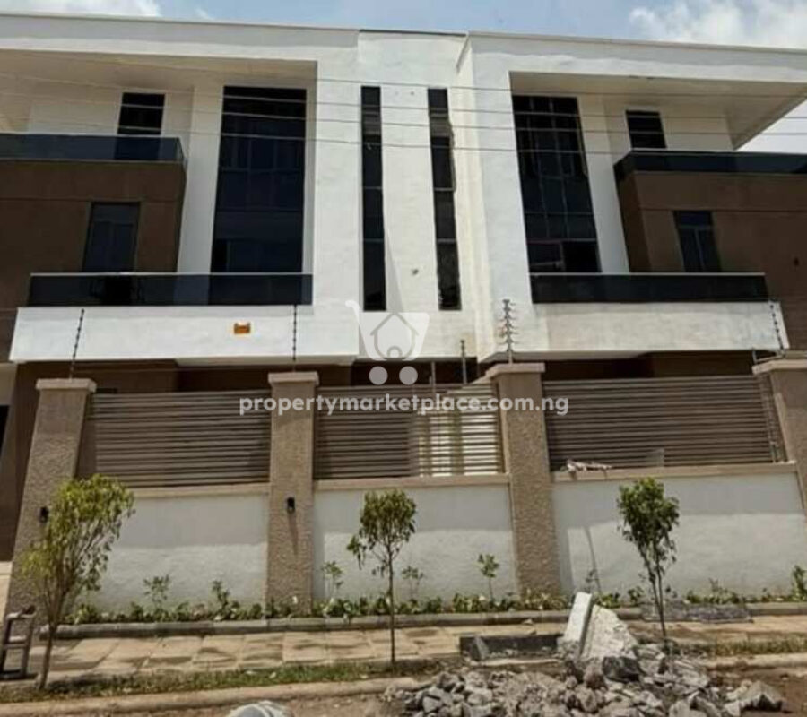 Smart 6 bedroom semi-detached duplex with a private compound