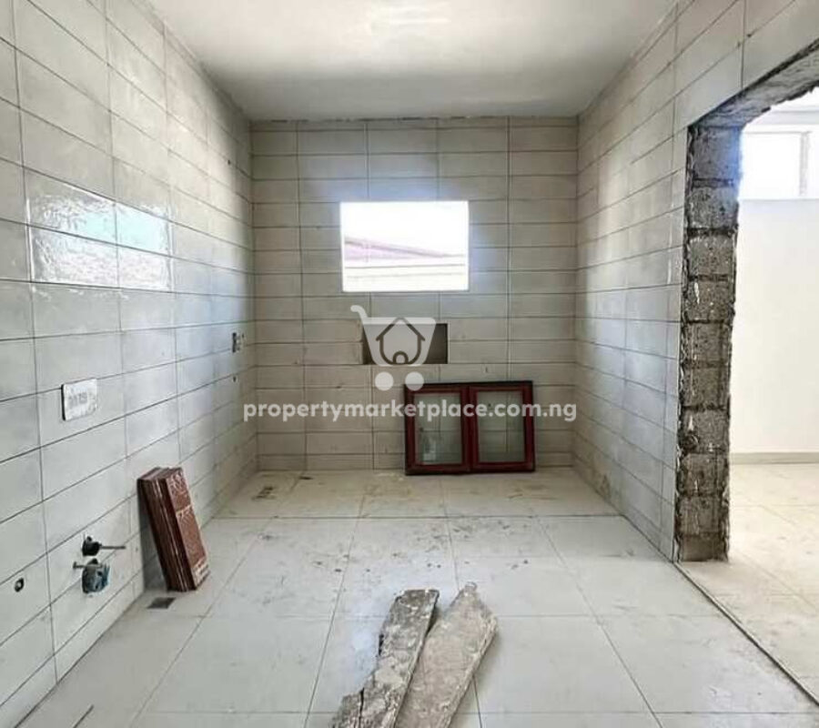 Smart 6 bedroom semi-detached duplex with a private compound