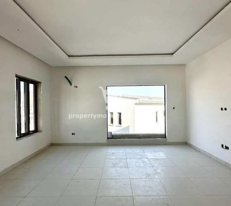 Smart 6 bedroom semi-detached duplex with a private compound