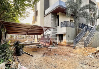Luxury 5 bedroom detached duplex with 3 rooms Bq