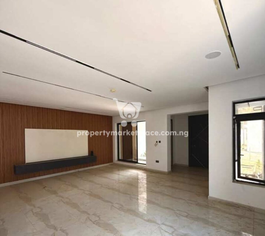 Automated 4 bedroom terrace duplex with a room Bq