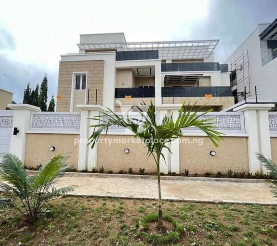 Luxurious 7 bedroom detached duplex with gym, swimming pool