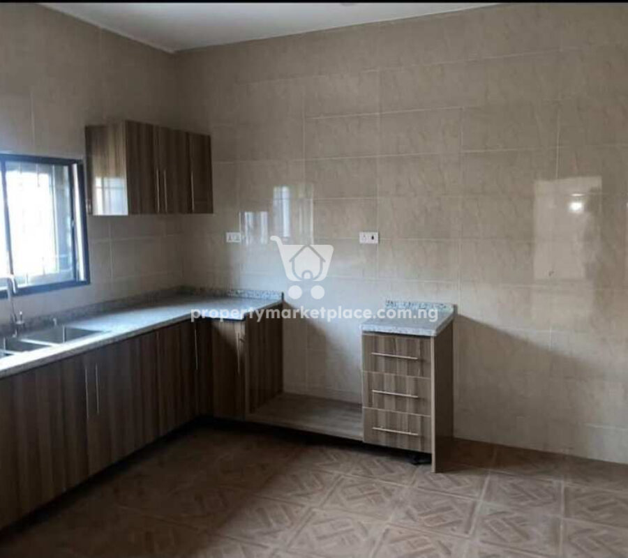 3 units of 3 bedrooms flats in nice area with tarred roads