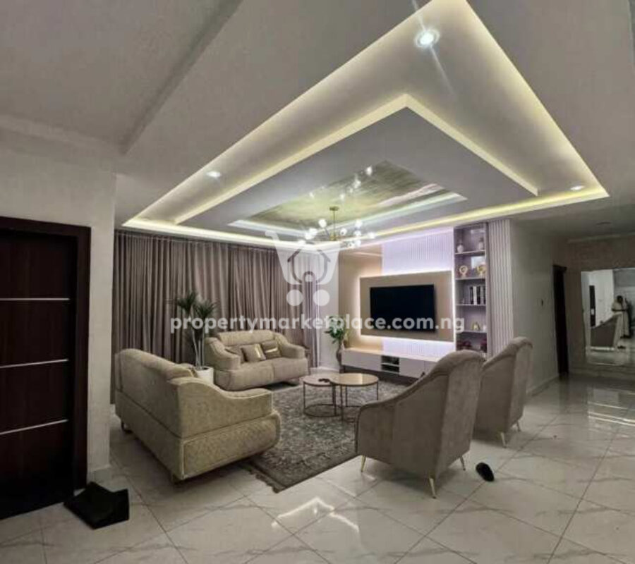 Tastefully furnished 3 bedroom flat in a nice area