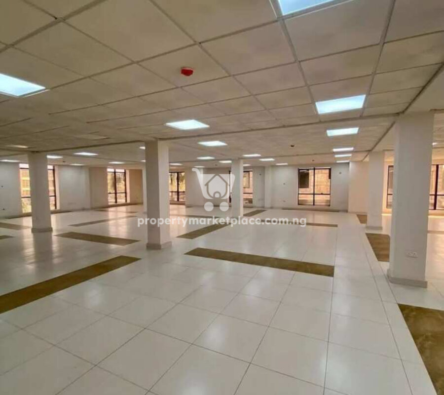 5 storey commercial complex with 1857 sqm available space