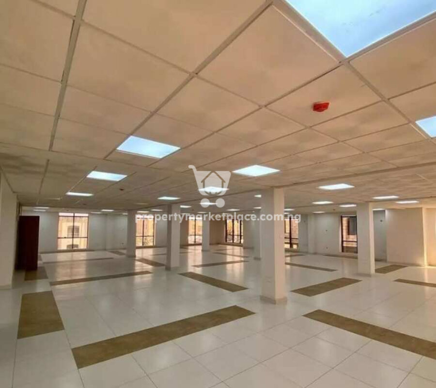 5 storey commercial complex with 1857 sqm available space