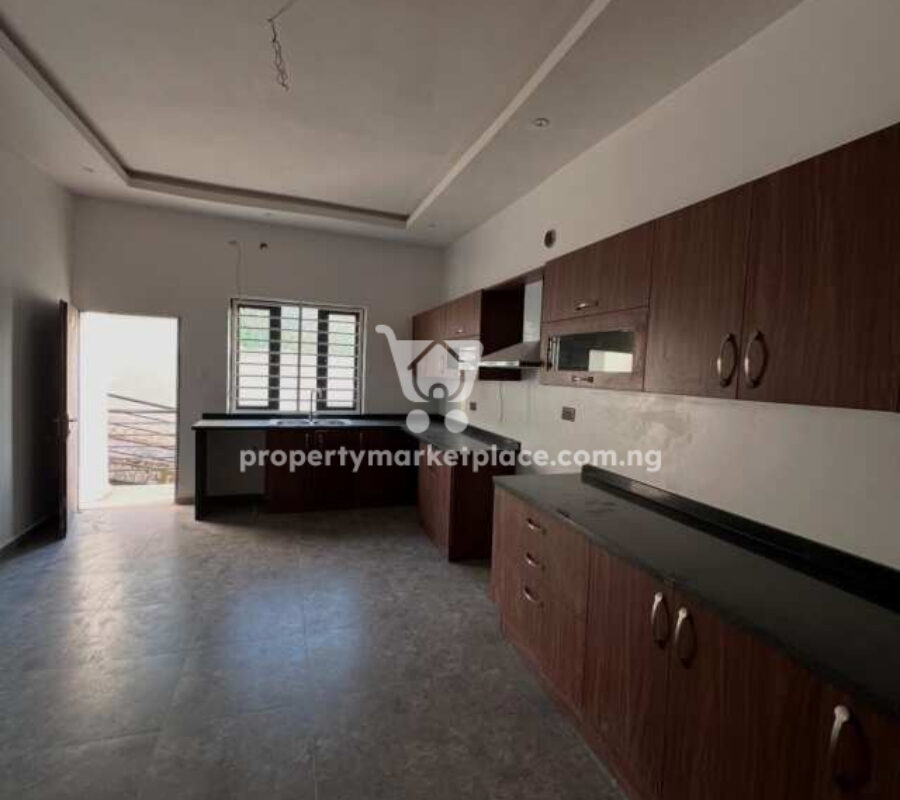 5 bedroom semi-detached duplex with 2 rooms boys quarters