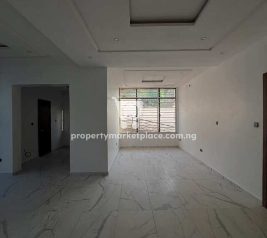 5 bedroom semi-detached duplex with 2 rooms boys quarters