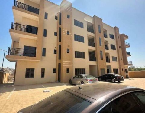 Luxury 3 bedroom flat with a room boys quarters