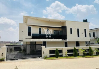 Nicely finished 5 bedroom detached duplex with swimming pool