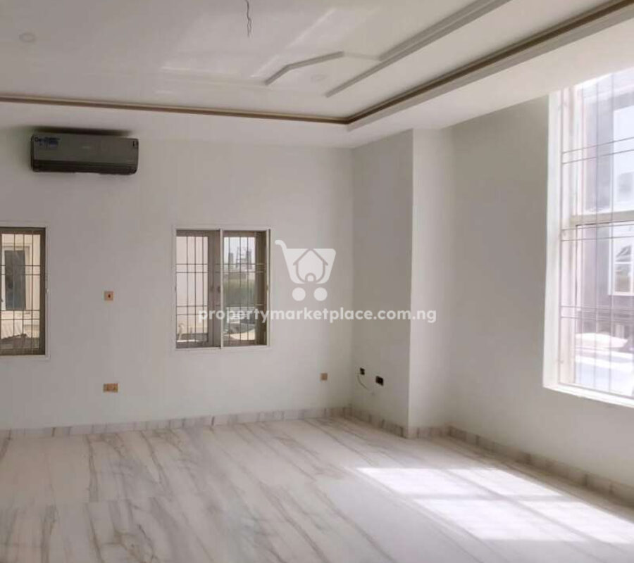 5 bedroom terrace duplex with a room boys quarters
