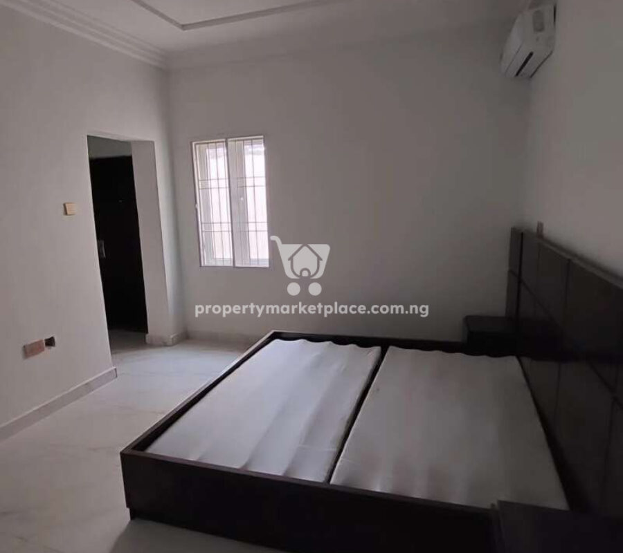 5 bedroom terrace duplex with a room boys quarters