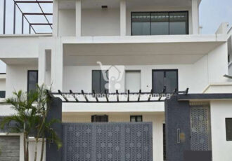 6 bedroom detached duplex with swimming pool