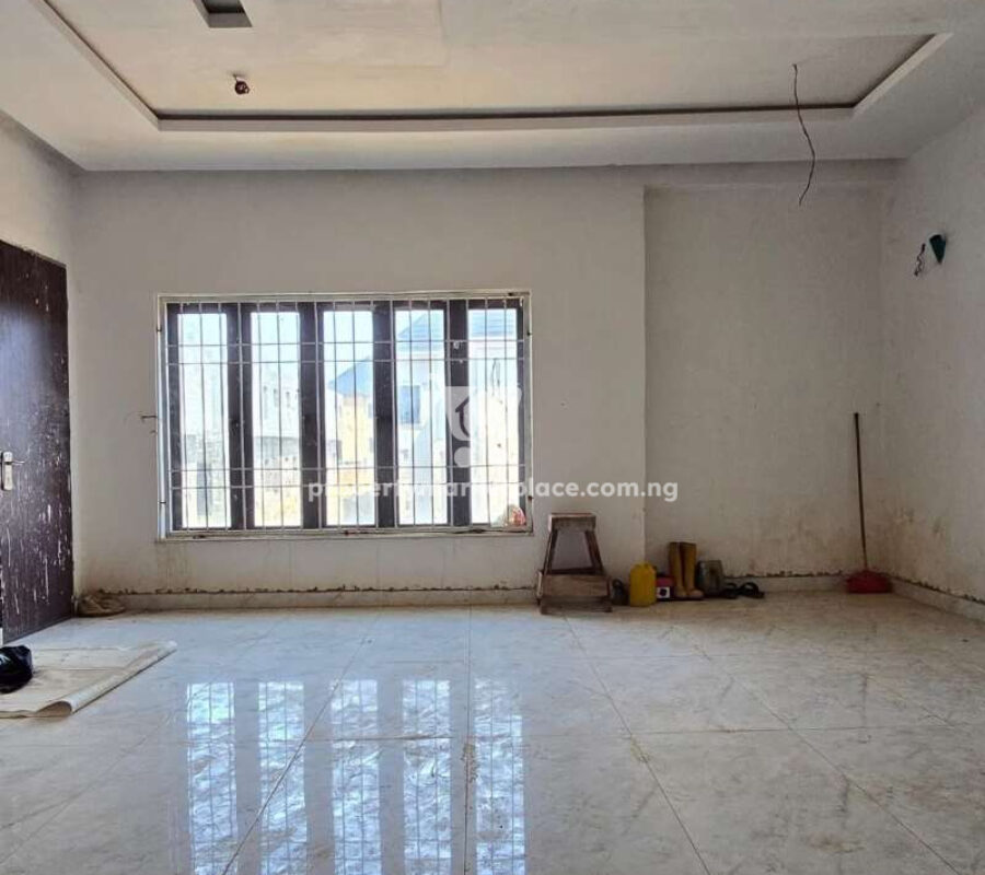 5 bedroom detached duplex with 2 rooms Bq (semi-finished)