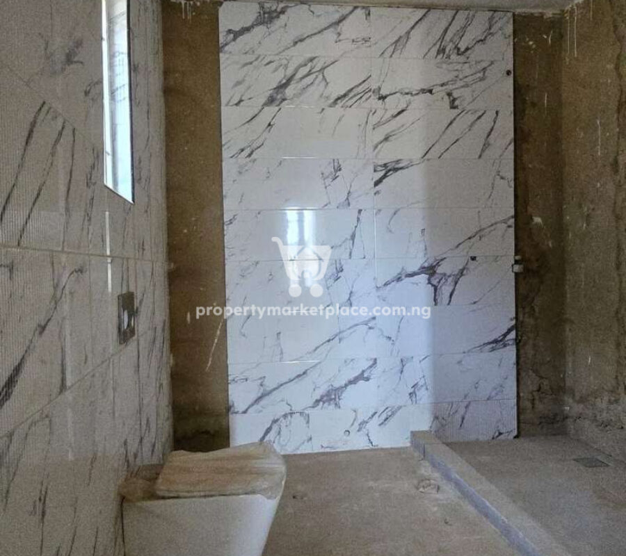 5 bedroom detached duplex with 2 rooms Bq (semi-finished)