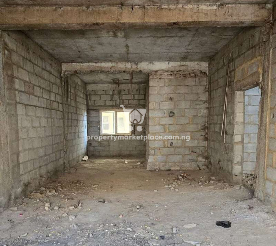 5 bedroom semi-detached duplex with Bq (advanced carcass)
