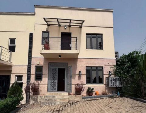 Nicely finished 4 bedroom terrace duplex with a room Bq
