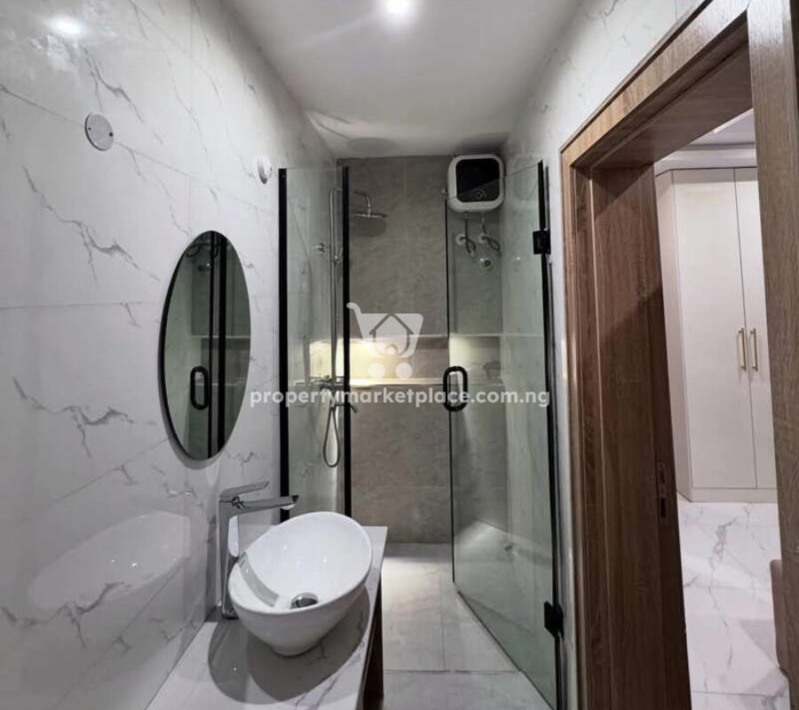 Nicely finished 4 bedroom terrace duplex with a room Bq