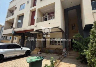 3 bedroom flat in a nice, serene and secured estate