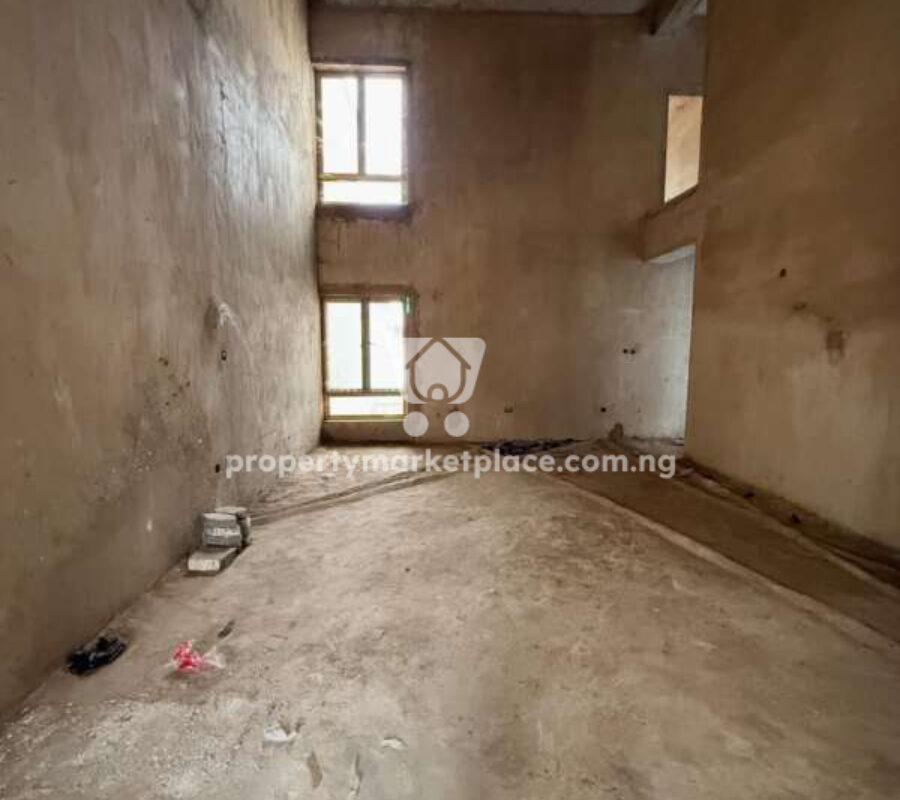 6 bedroom terrace duplex with Bq (semi-finished)
