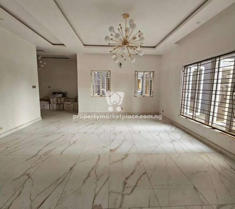 Spacious 4 bedroom terrace duplex with a room boys quarters