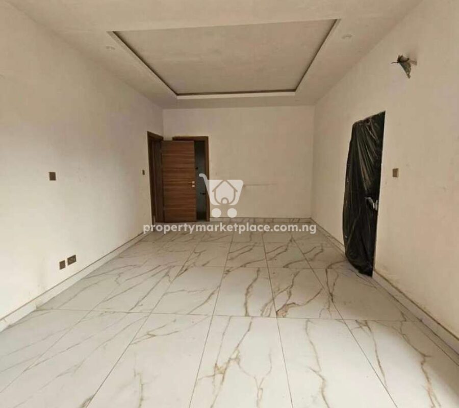 Spacious 4 bedroom terrace duplex with a room boys quarters