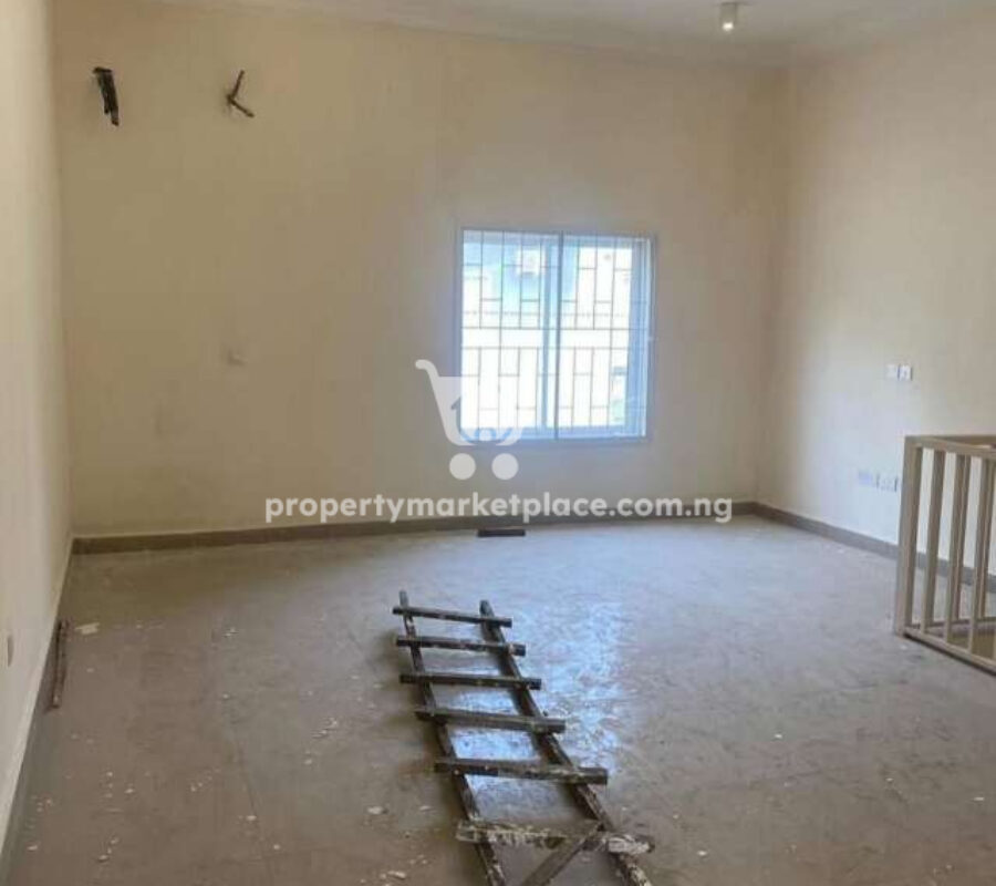 4 bedroom terrace duplex with a room boys quarters