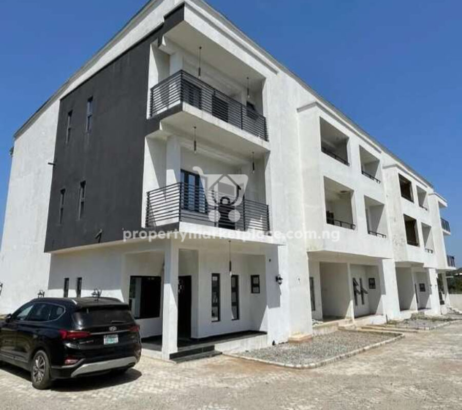 Nicely finished 4 bedroom terrace duplex with a room Bq