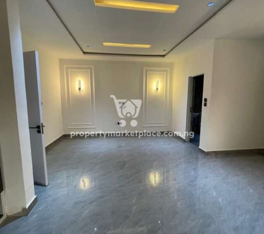 Nicely finished 4 bedroom terrace duplex with a room Bq