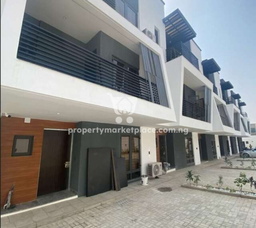 Tastefully finished 4 bedroom terrace duplex with a room Bq