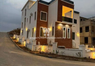 5 bedroom detached duplex with smart home features
