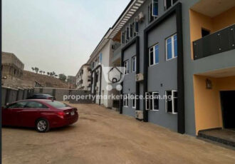 Spacious 4 bedroom terrace duplex with Bq (corner unit)