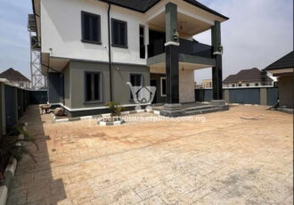 Nicely finished 5 bedroom detached duplex with a room Bq