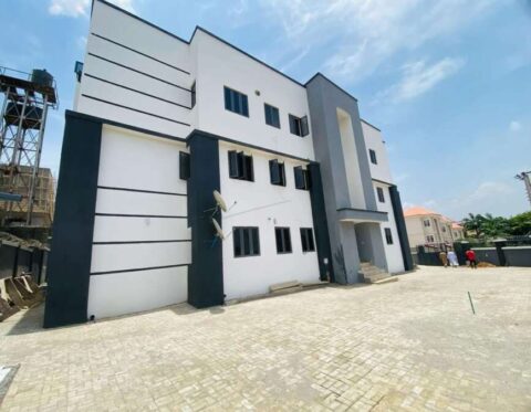 Spacious 2 bedroom flat in a nice and accessible area