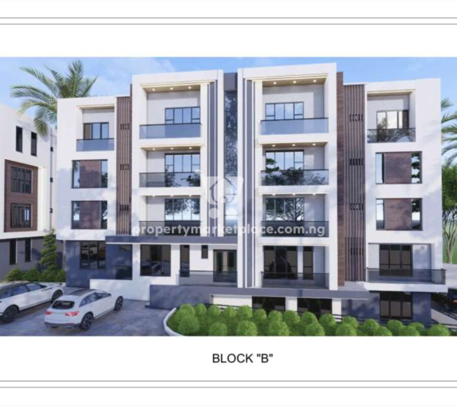 Spacious 3 bedroom flat in a nice area (semi-finished)