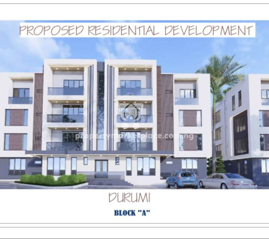 Spacious 3 bedroom flat in a nice area (semi-finished)