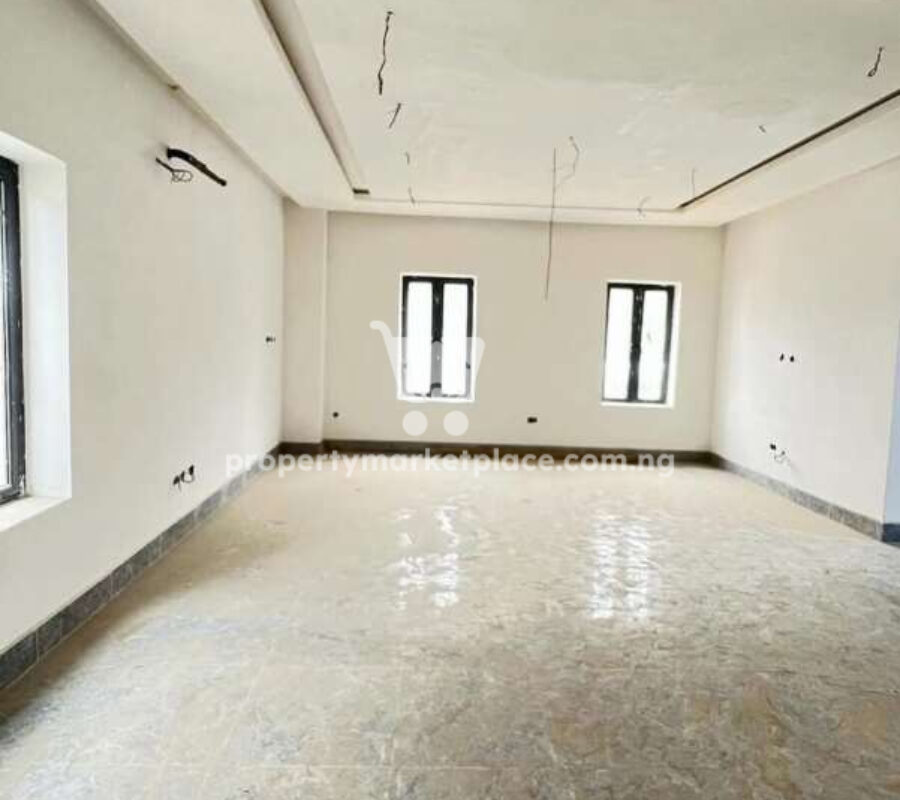 Spacious 5 bedroom detached duplex with a room boys quarters