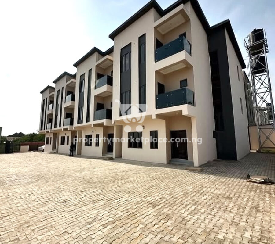 Nicely finished 4 bedroom terrace duplex with Bq in a nice area