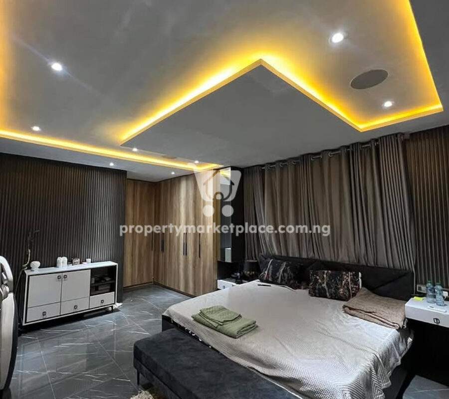 Furnished and automated 4 bedroom semi-detached duplex with Bq