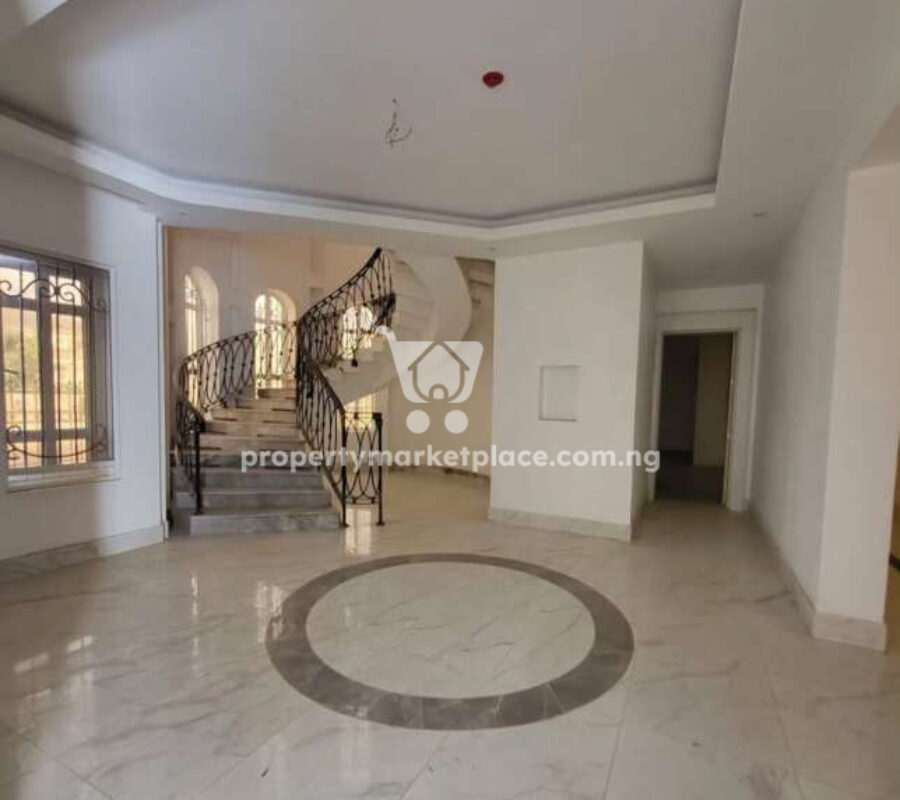 Exquisitely finished 8 bedroom detached mansion with swimming pool, gym, 2 rooms Bq