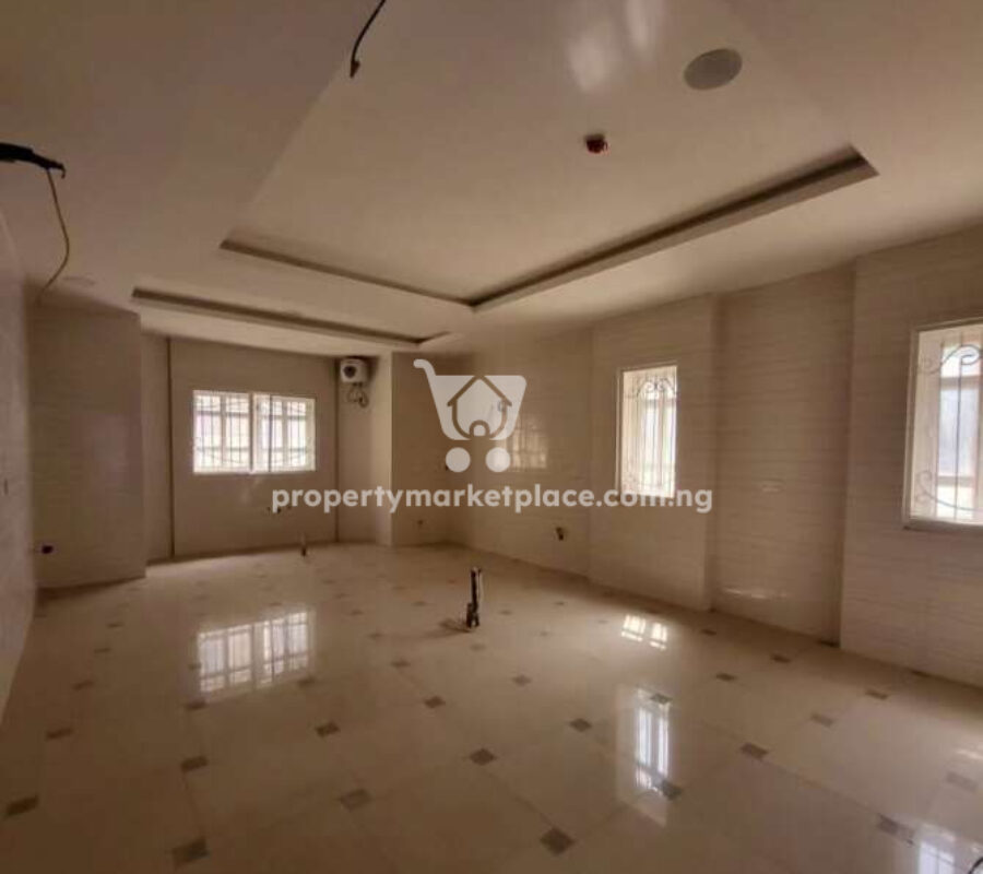 Exquisitely finished 8 bedroom detached mansion with swimming pool, gym, 2 rooms Bq