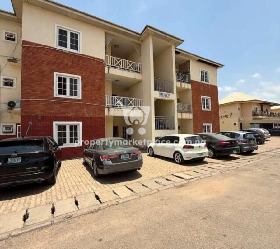 Spacious 3 bedroom with a room boys quarters